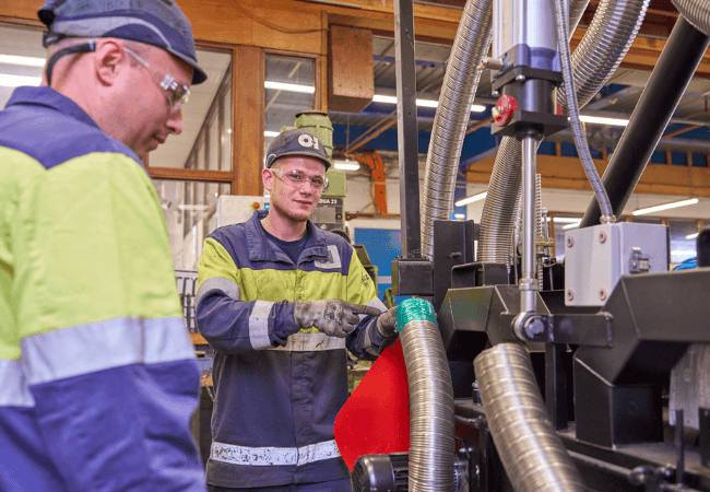 Wat is een mechanisch monteur? Taken, vaardigheden en carrièremogelijkheden.