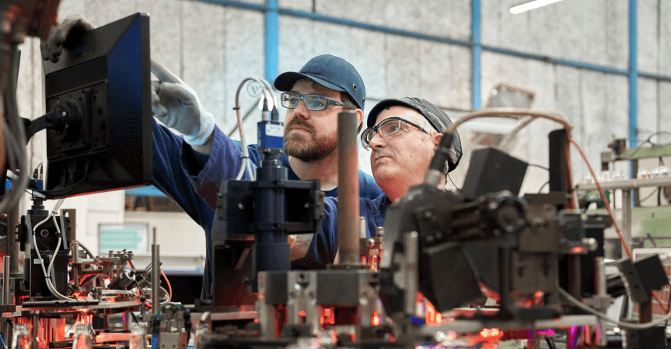 Wat doet een technisch specialist in de glasindustrie?